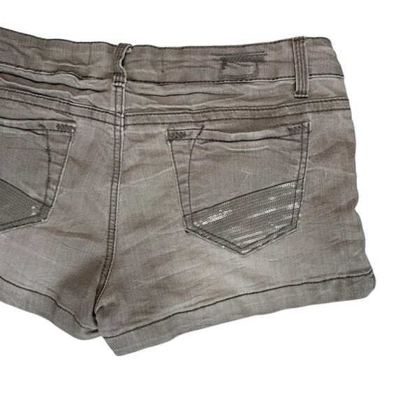 Womens Distressed Gray Denim Shorts Size 11 Sequins Casual Grunge Glam Summer - Picture 8 of 13